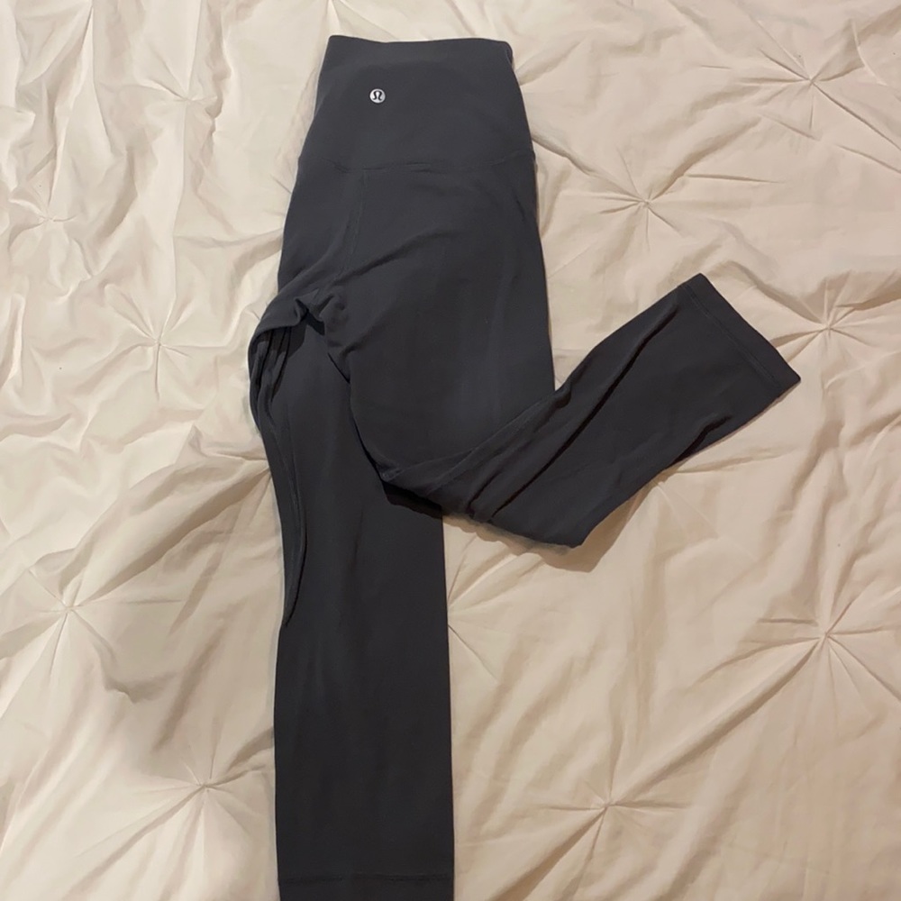 lululemon size 4 darkish grey aligns mid-length